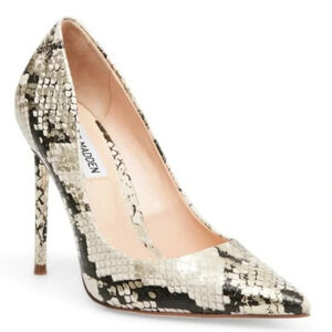 Steve Madden Vala Natural Blue/Snake Pointed Pumps Size 8